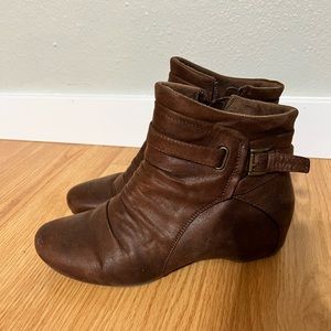 Womens brown booties